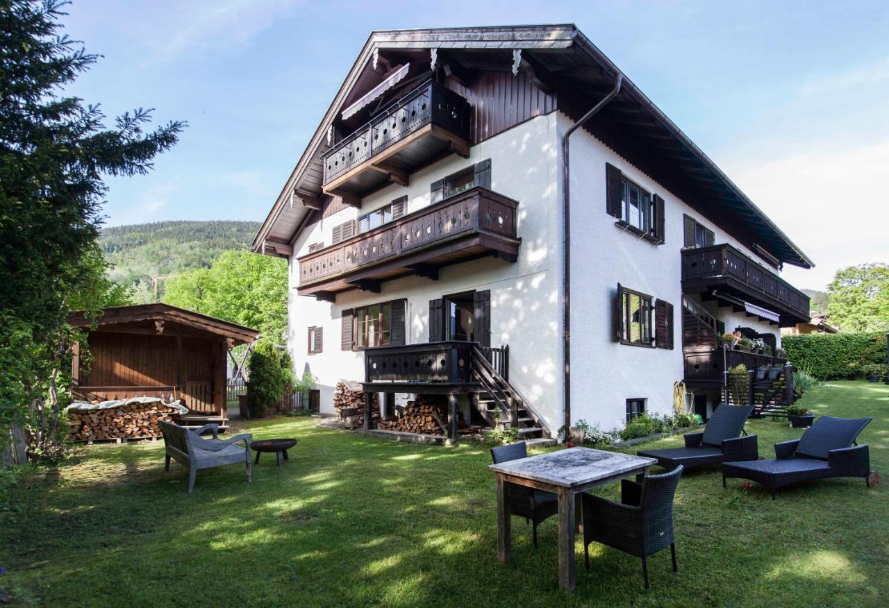 Moderne traditionelle FeWo mit Bergblick in Tegernsee Eksteriør billede